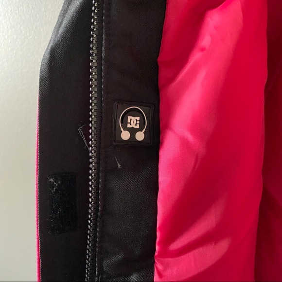 DC Black and Pink Winter Jacket - Picture 5 of 6
